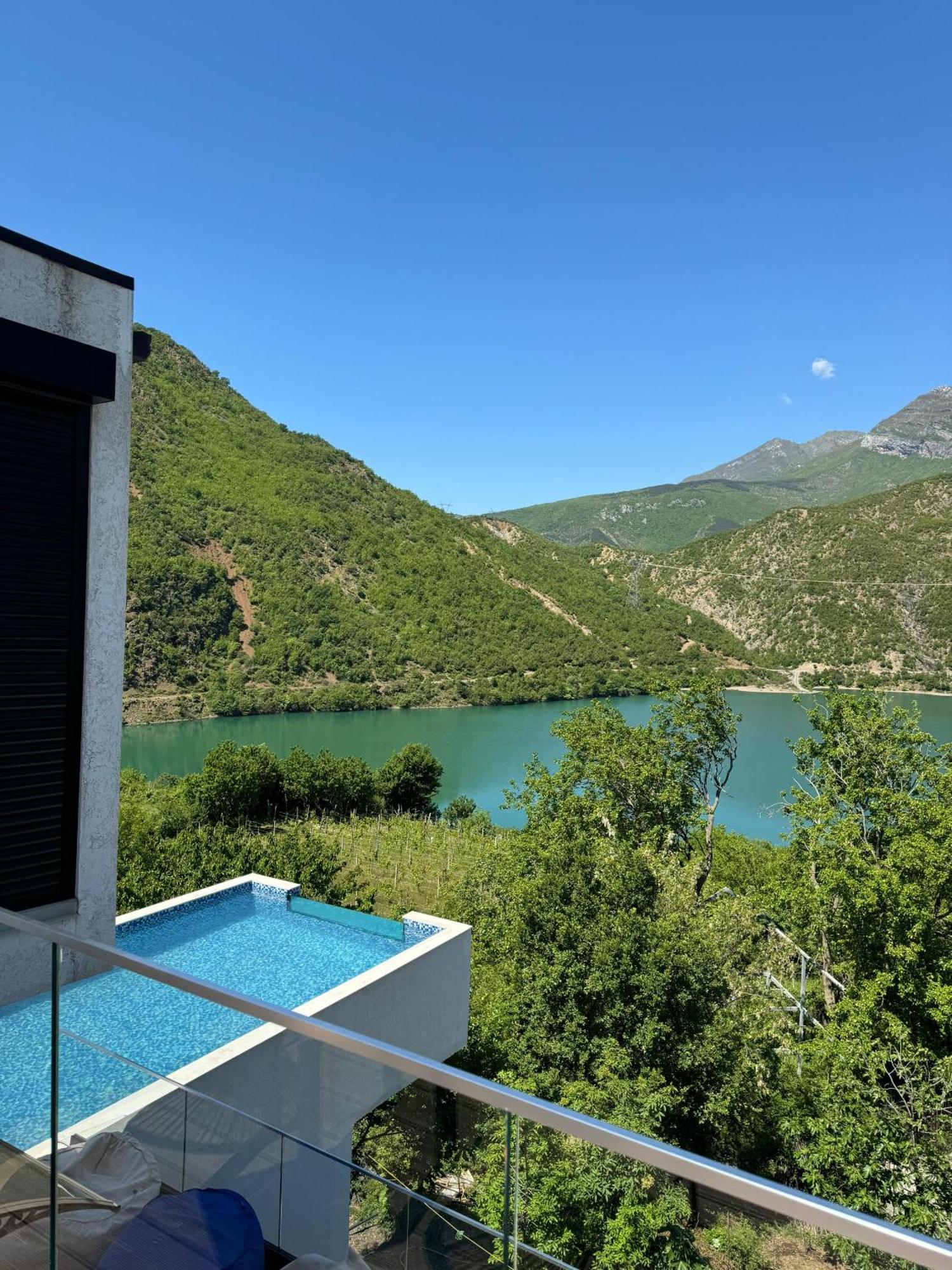 Koman Paradise By Romina Shkodër Extérieur photo